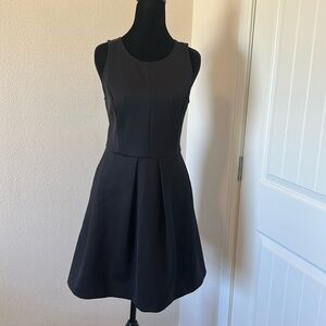 Elegant Black Sleeveless Dress